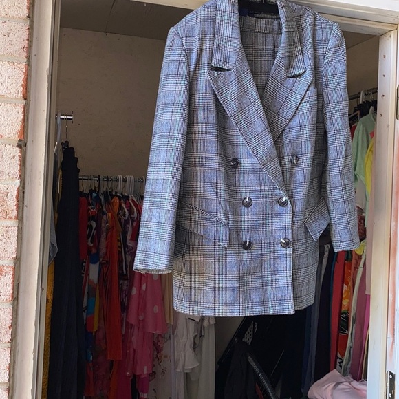 2pcs businesses suit grey red and black - Picture 1 of 8